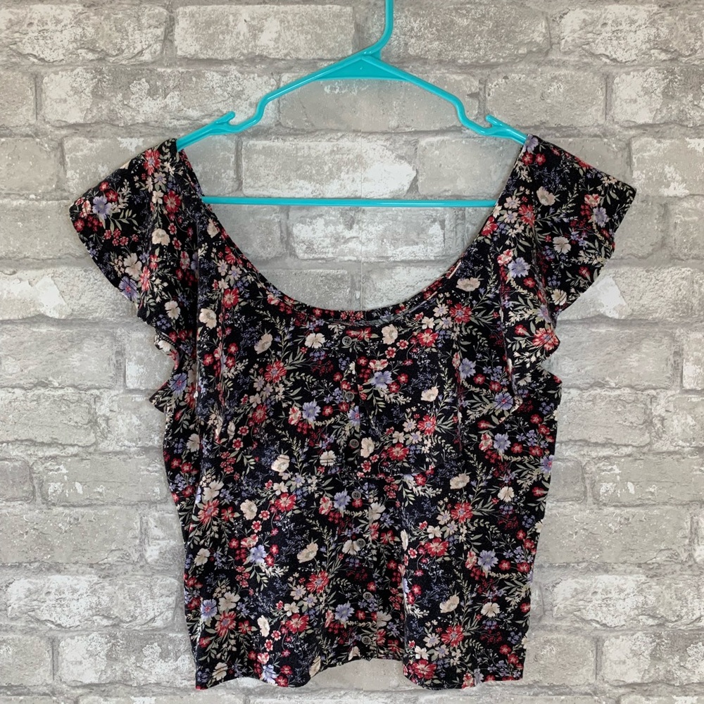 American Eagle Floral Ruffles Top